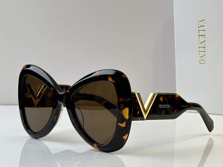 Picture of Valentino Sunglasses _SKUfw67175941fw